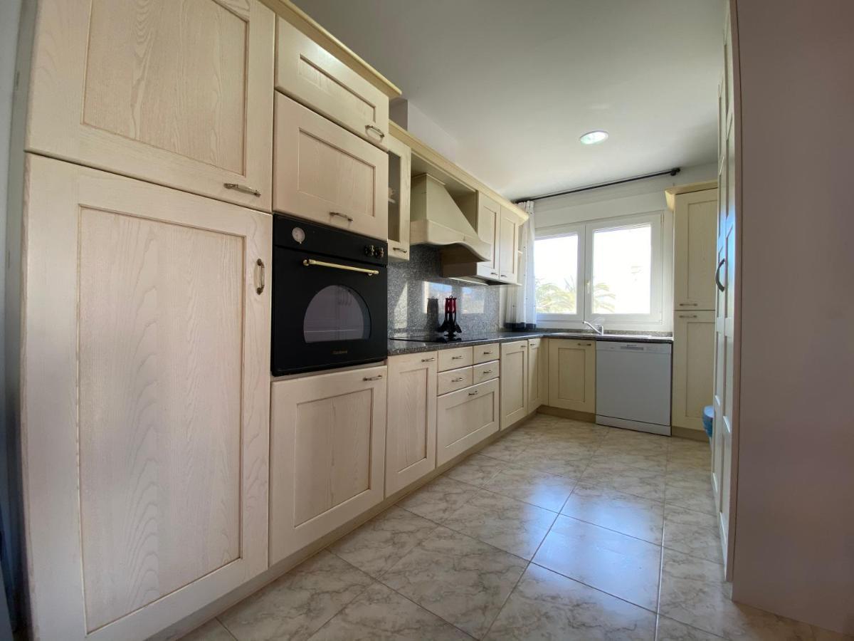 Apartamentos Playa Del Moro III Altamar Alcossebre Екстериор снимка